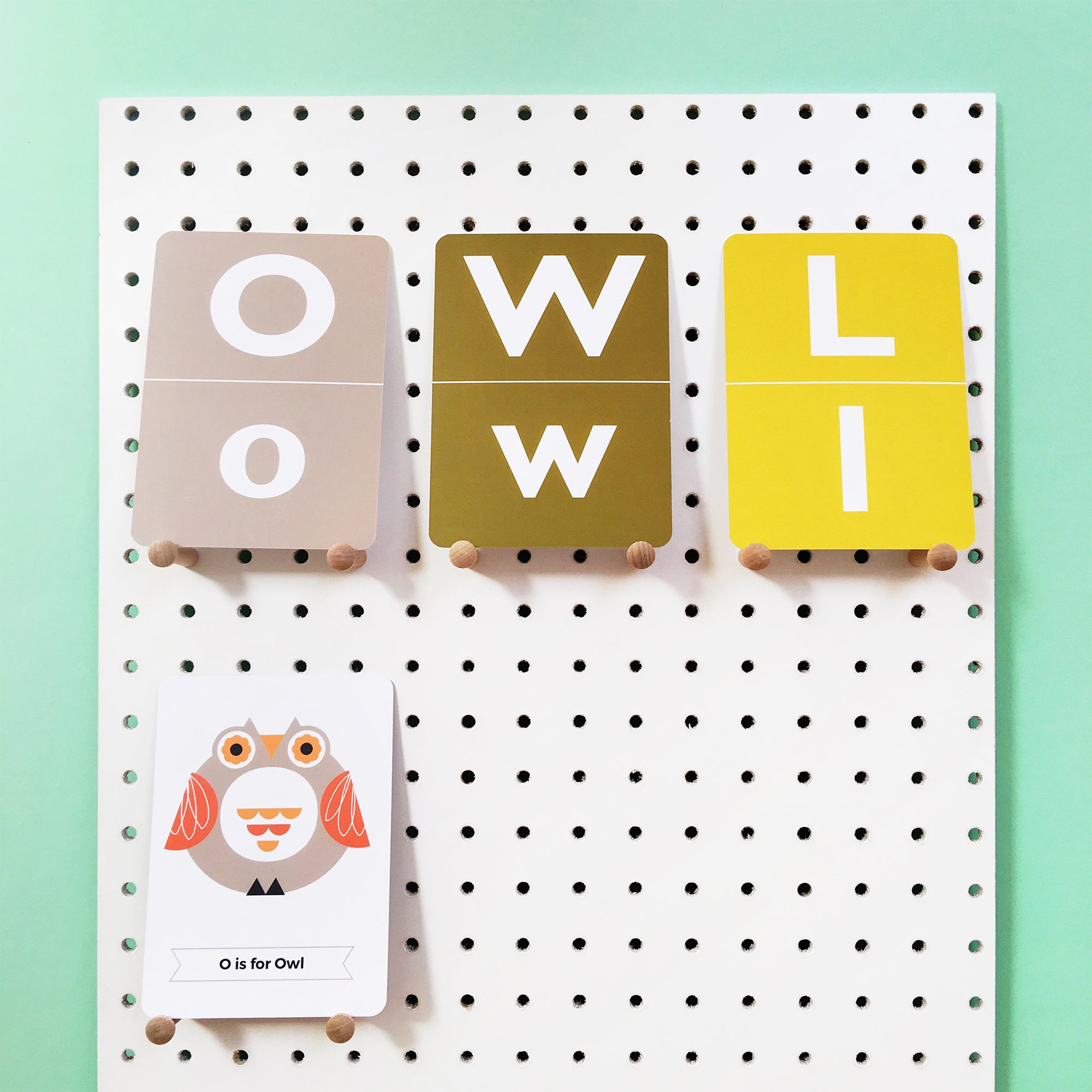 Animal Alphabet Flash Cards for Toddlers - Educational Double-sided Cards with Uppercase and Lowercase Letters, Fun Animal Illustrations